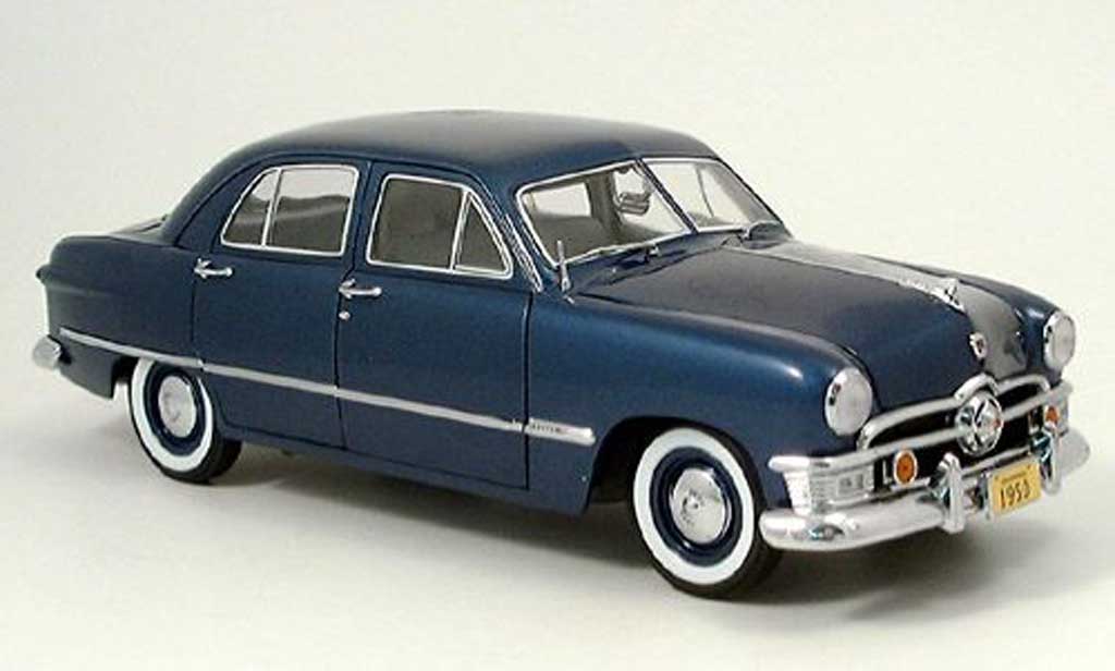 Ford Custom 1950 1/18 Precision 1950 4-portes bleu miniature