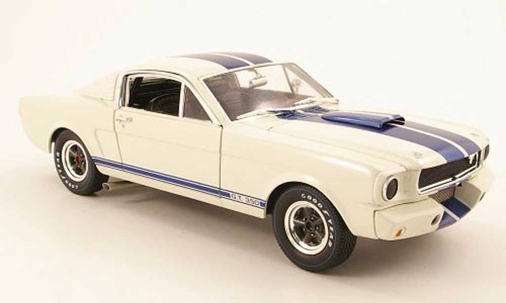 Shelby GT 350 1966 1/18 Shelby Collectibles 1966 r blanche/bleu miniature