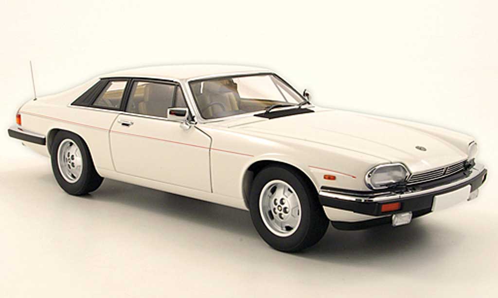 Modellautos Jaguar XJS 1986 1/18 Autoart 1986 V12 weiss 1986 - Online