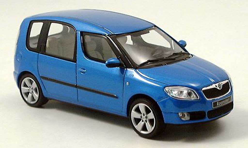 Skoda Roomster 1/43 Abrex bleu 2006 miniature
