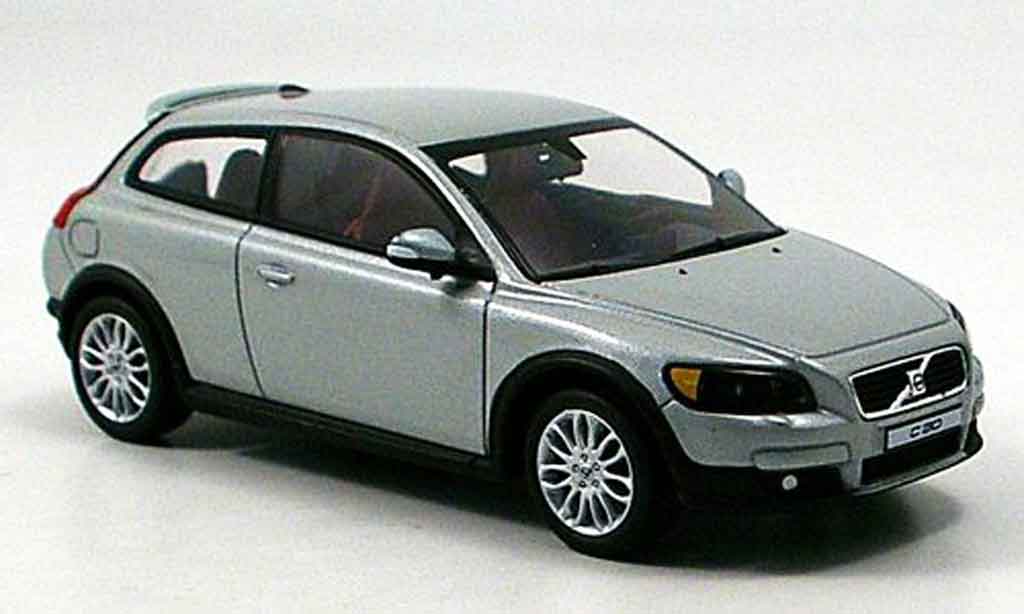 Volvo C30 1/43 Motorart grise miniature