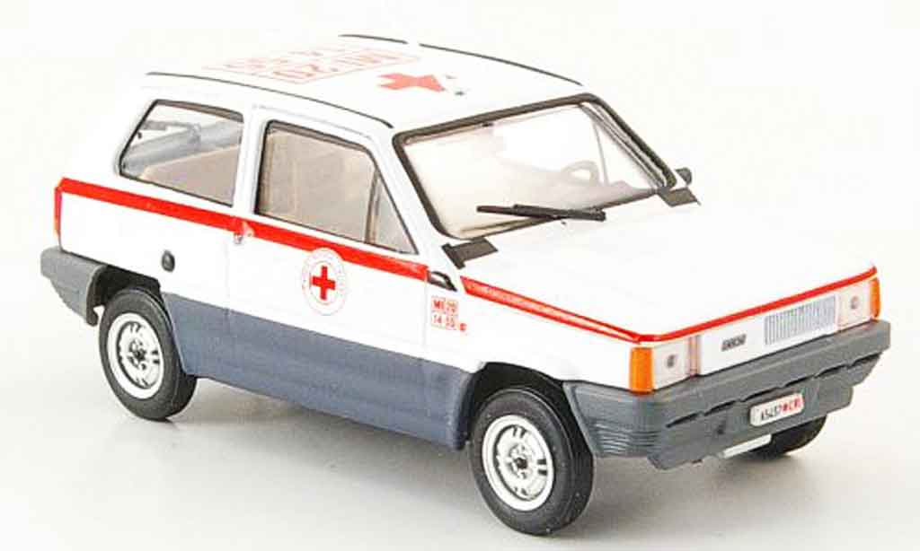 Fiat Panda 1/43 Brumm 45 rougees Kreuz Italien 1980 miniature