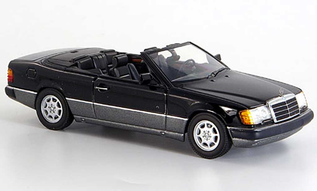 Mercedes 300 CE 1/43 Minichamps CE 24 Cabriolet black geoffnetes Verdeck 1990 diecast model cars