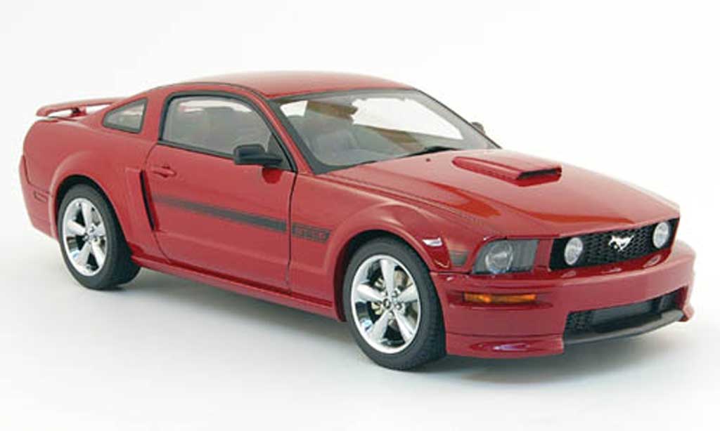 Ford Mustang 2007 1/18 Autoart gt california special rouge miniature