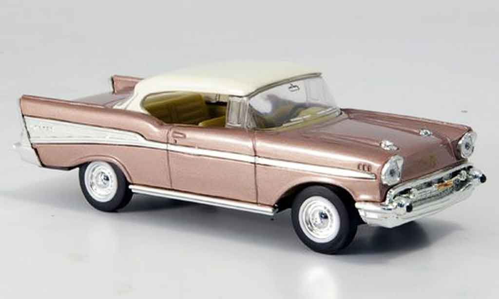 Chevrolet Bel Air 1/43 Yat Ming pink blanchees Dach 1957 miniature