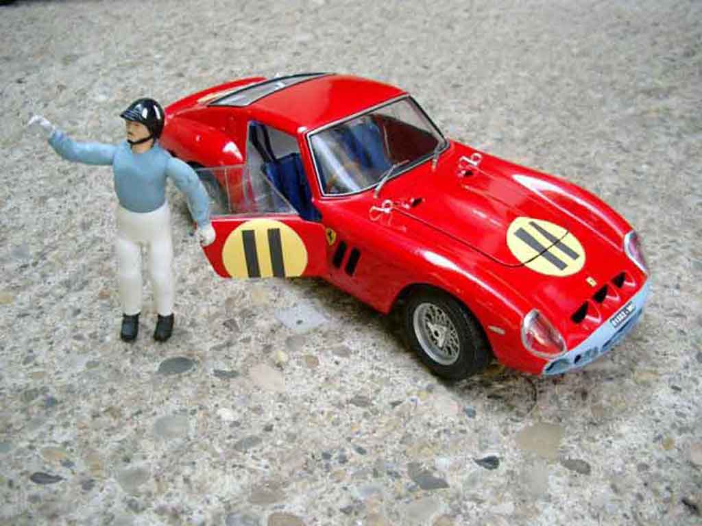 Miniature Ferrari 250 1/43 Matrix Europa Coupe Vignale 
