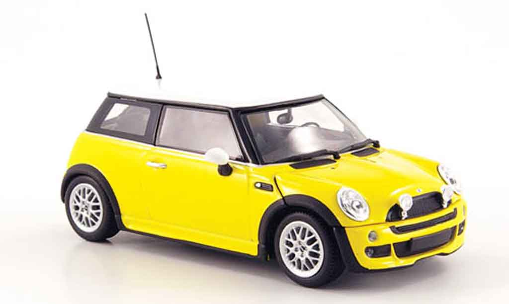 Mini One 1/43 Minichamps jaune blanche avec Aerodynamic Paket 2002 miniature