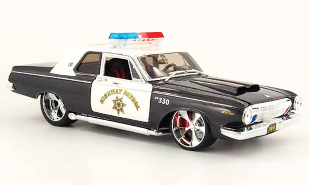 Dodge 330 1/18 Maisto highway patrol 1963 miniature
