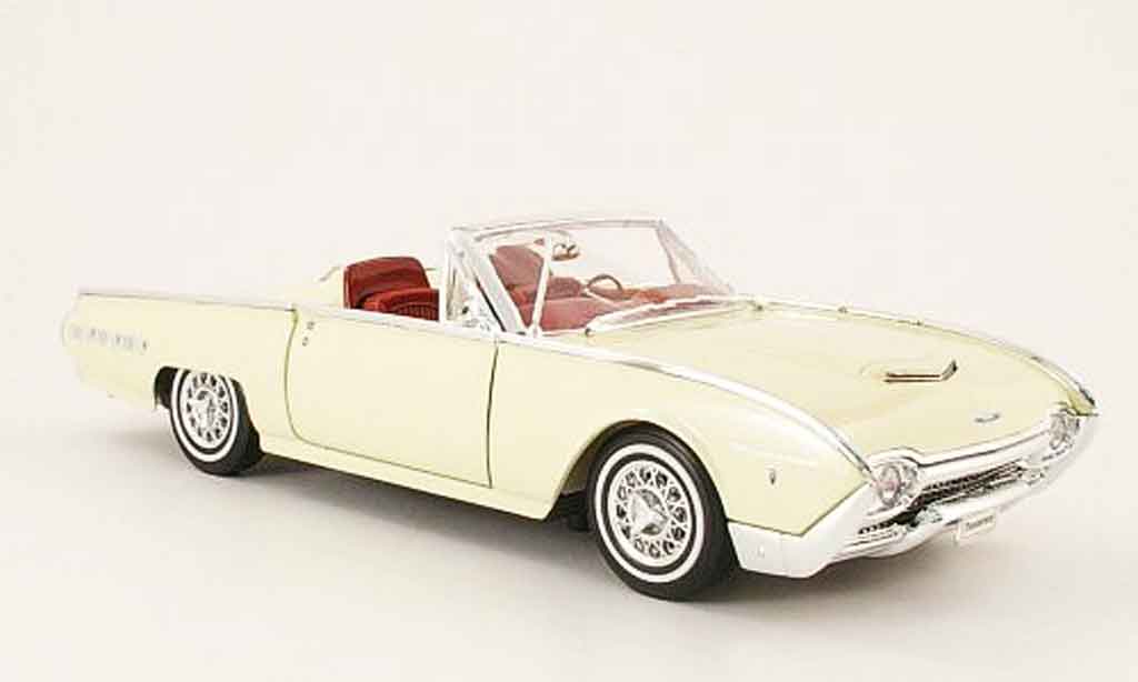 Ford Thunderbird 1962 1/18 Welly 1962 spots roadster cremeblanche offen miniature
