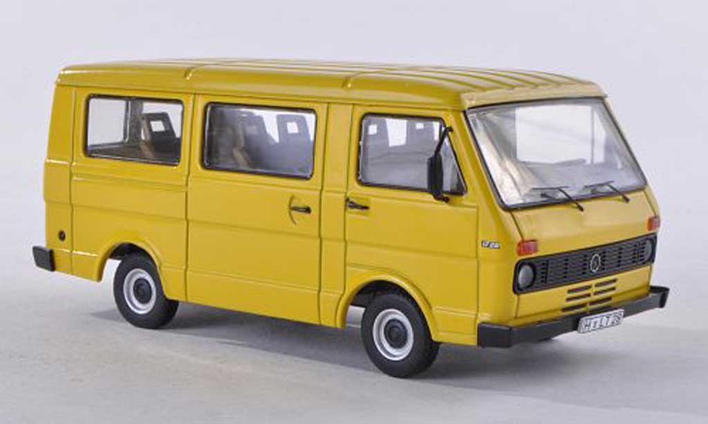 Volkswagen LT28 1/43 Premium ClassiXXs bus jaune miniature