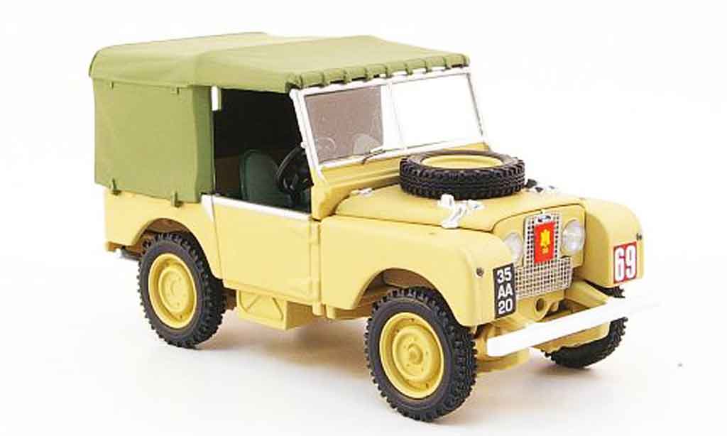 Land Rover 80 1/43 Vanguards Suffolk Regiment beige miniature