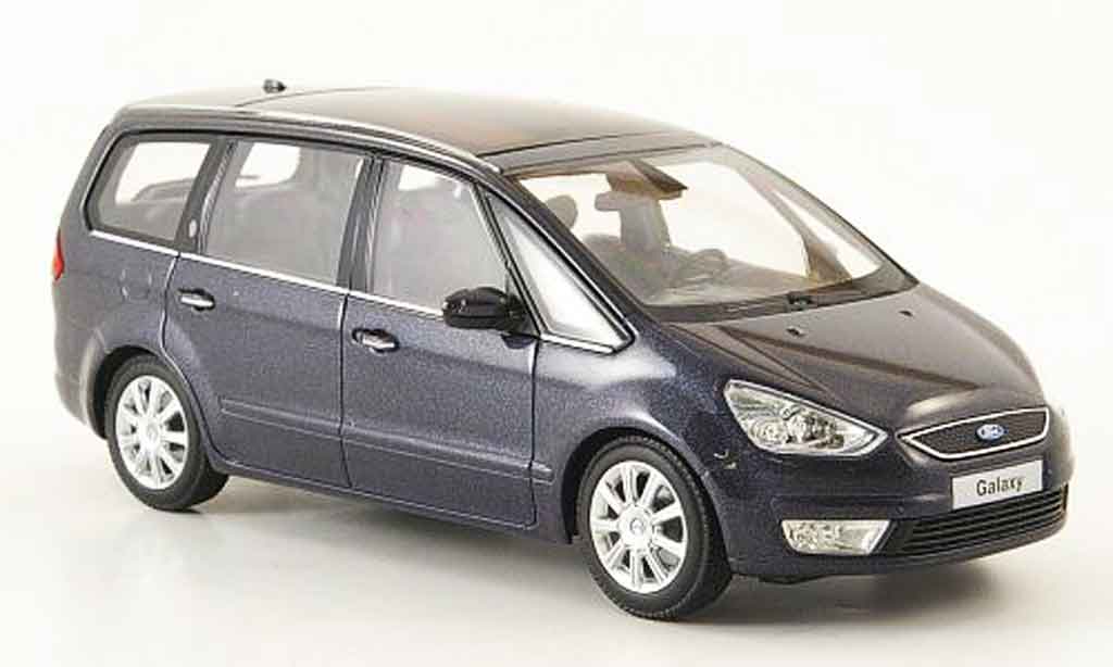 Ford Galaxy 1/43 Minichamps grise 2006 miniature