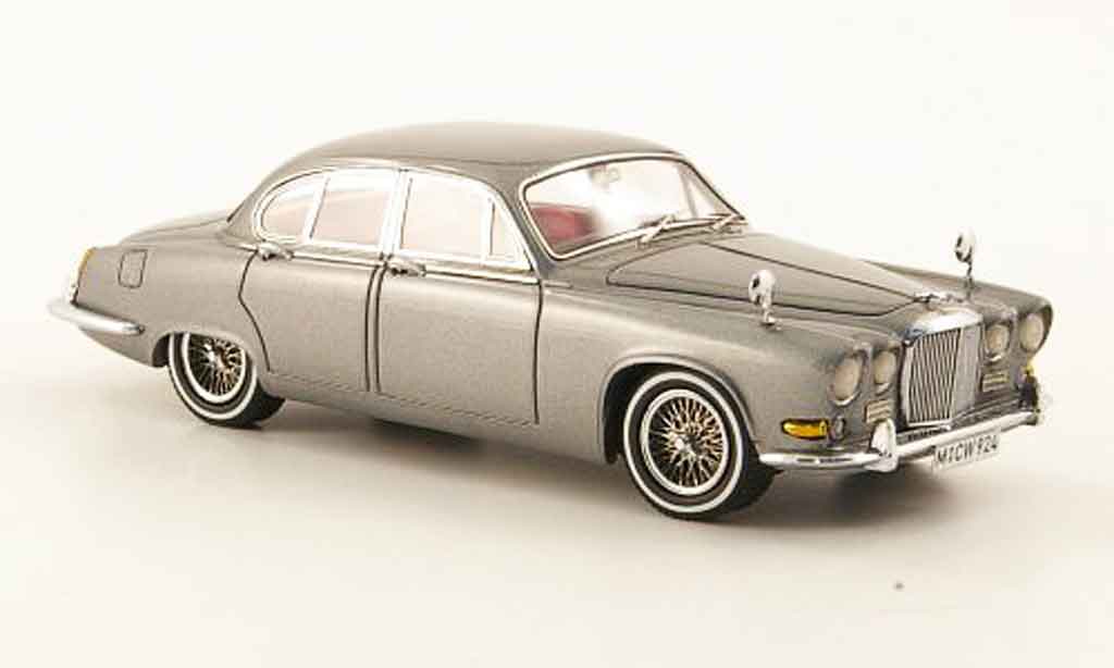 Jaguar 420 1/43 Neo grise edition liavecee 300 1967 miniature