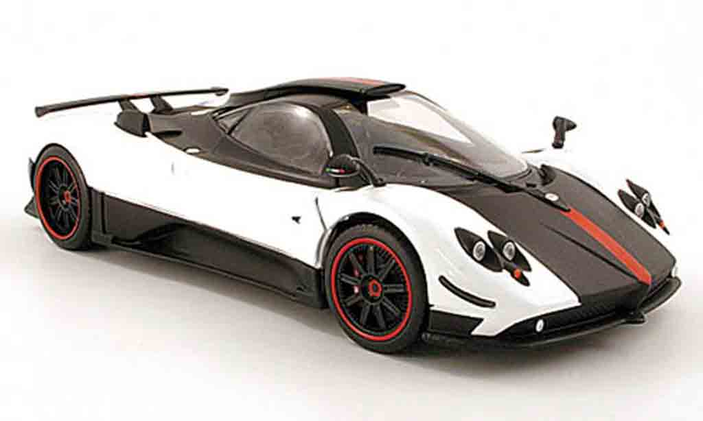 Pagani Zonda cinque 1/18 Mondo Motors cinque white/black/red diecast model cars
