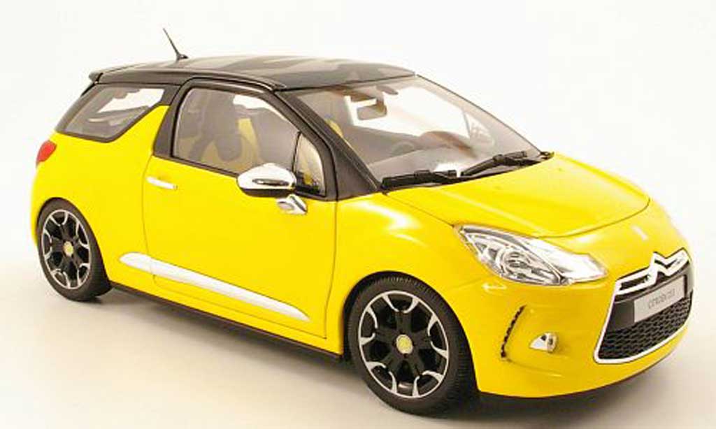 DS Automobiles DS3 1/18 Norev jaune/noire 2010 miniature