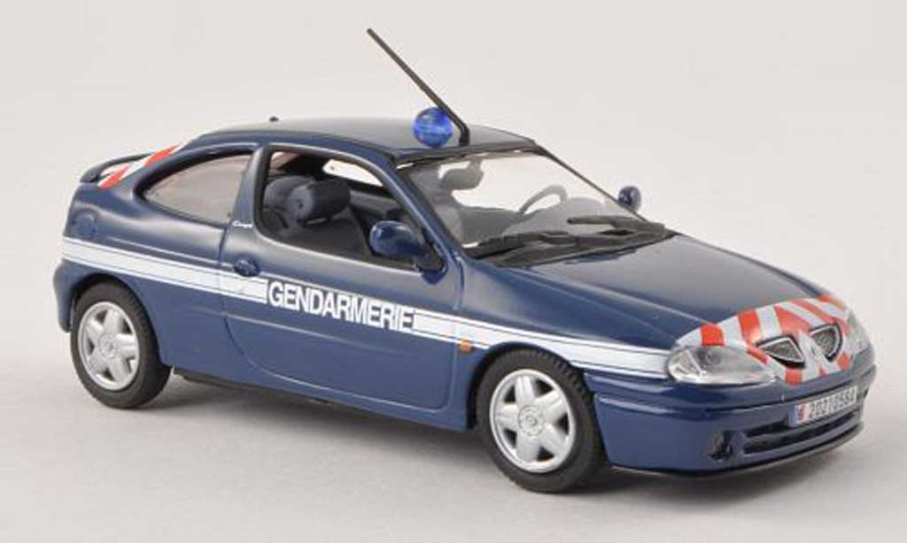 Renault Megane 1/43 Norev Coupe Gendamerie police (F) 2001 miniature