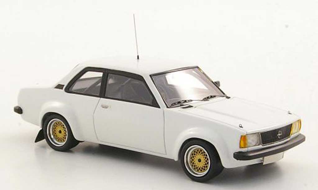 Opel Ascona B 1/43 Neo B i2000 2.0/SR blanche limited edition 1979 miniature