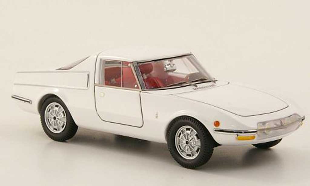 Abarth 1300 OT 1/43 Spark OT Coupe Pininfarina blanche miniature