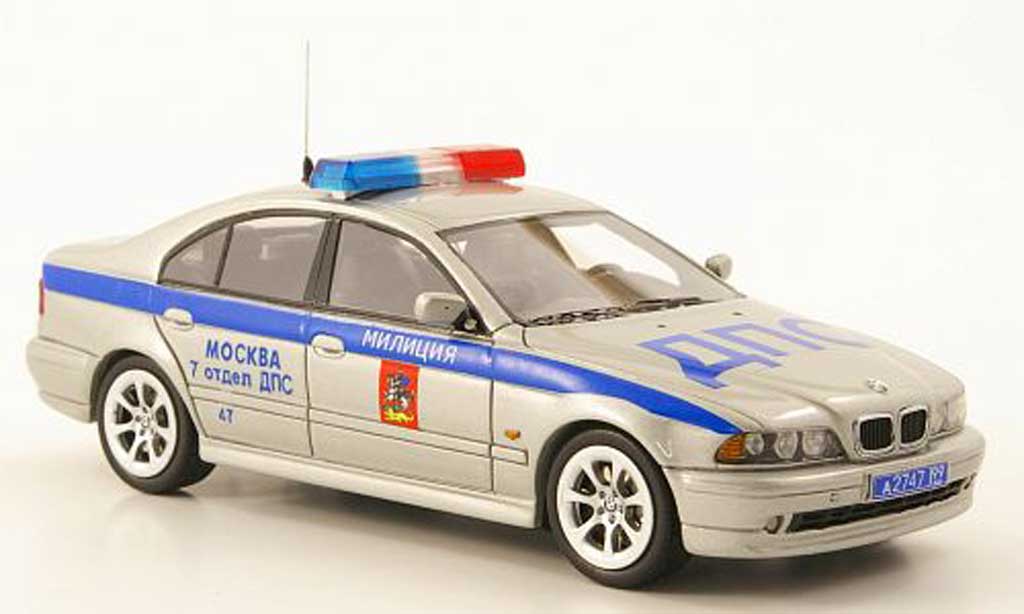 Bmw 525 1/43 Neo i (E39) Polizei Moskau 2002 miniature