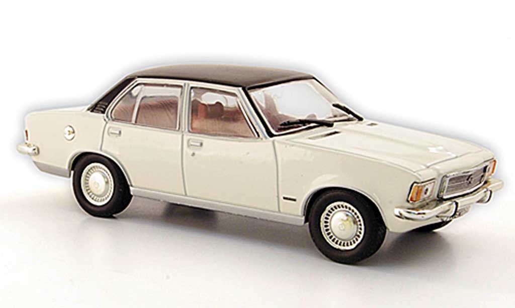 Opel Rekord 1/43 Hachette D 2100 Diesel blanche/noire (ohne Magazin) 1973 miniature