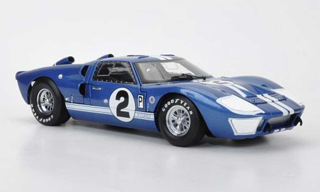 Ford GT40 1/18 Shelby Collectibles GT 40 MkII No.2 Sebring 1966 miniature