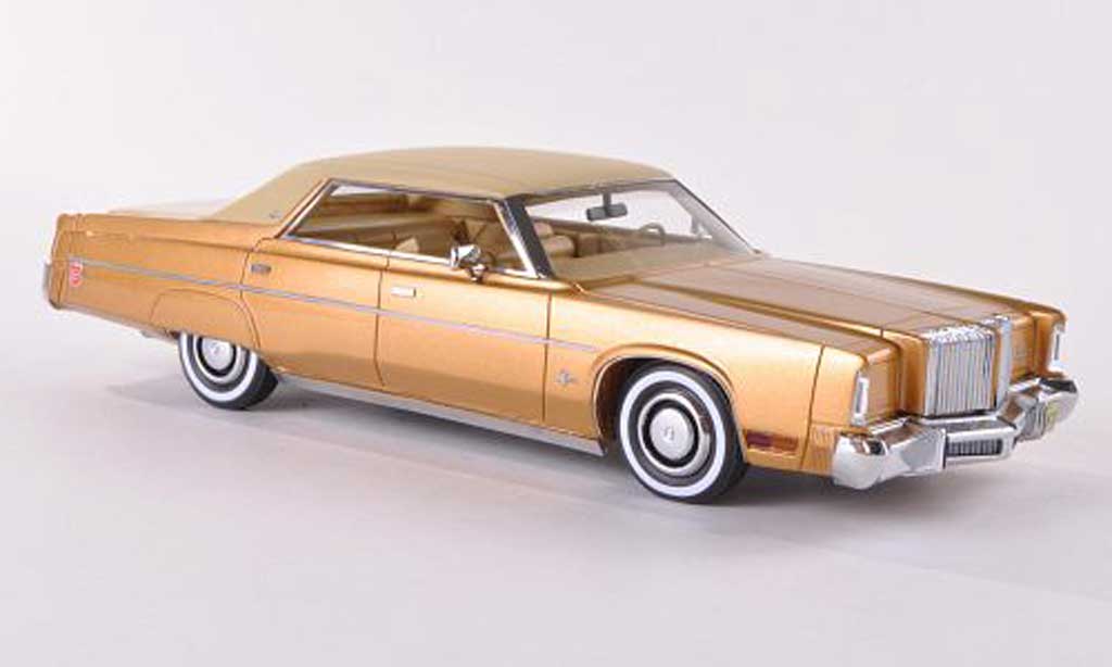 1975 Chrysler imperial 4 door #5