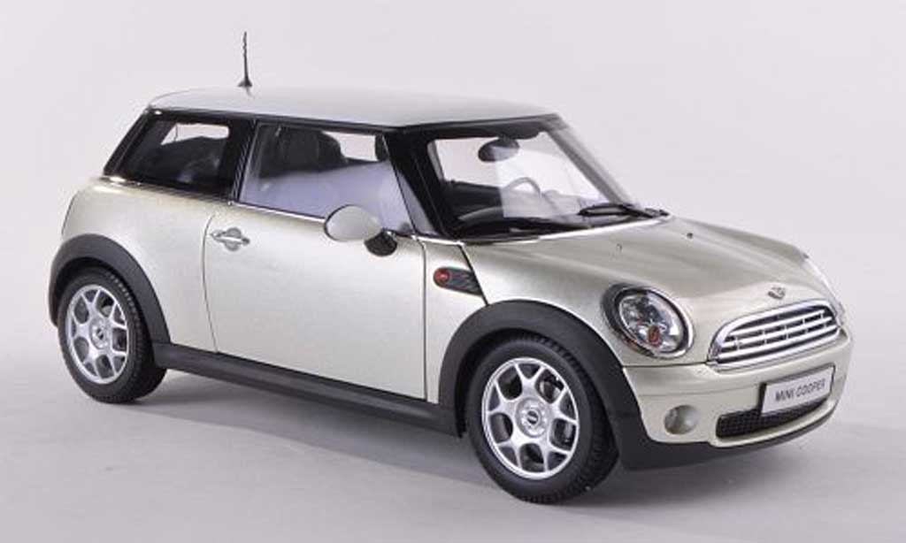 Mini Cooper D 1/18 Kyosho clair-beige avec blancheem toit miniature