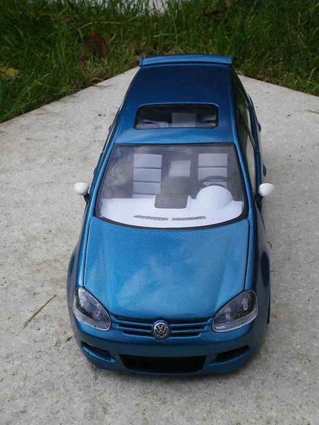 Volkswagen Golf V GTI 1/18 Burago V GTI sportlines