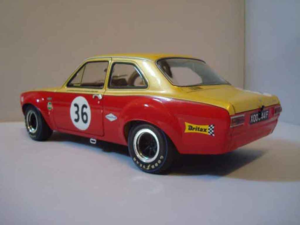 Ford RS 1600 1/18 Minichamps twincam competition #36