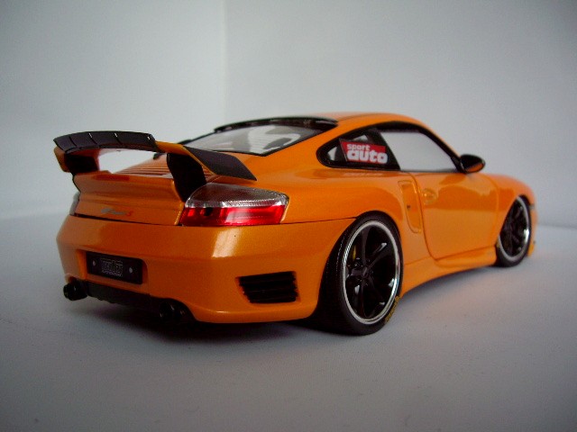 Porsche 996 Turbo 1/18 Hotworks Turbo techart orange modellino in miniatura