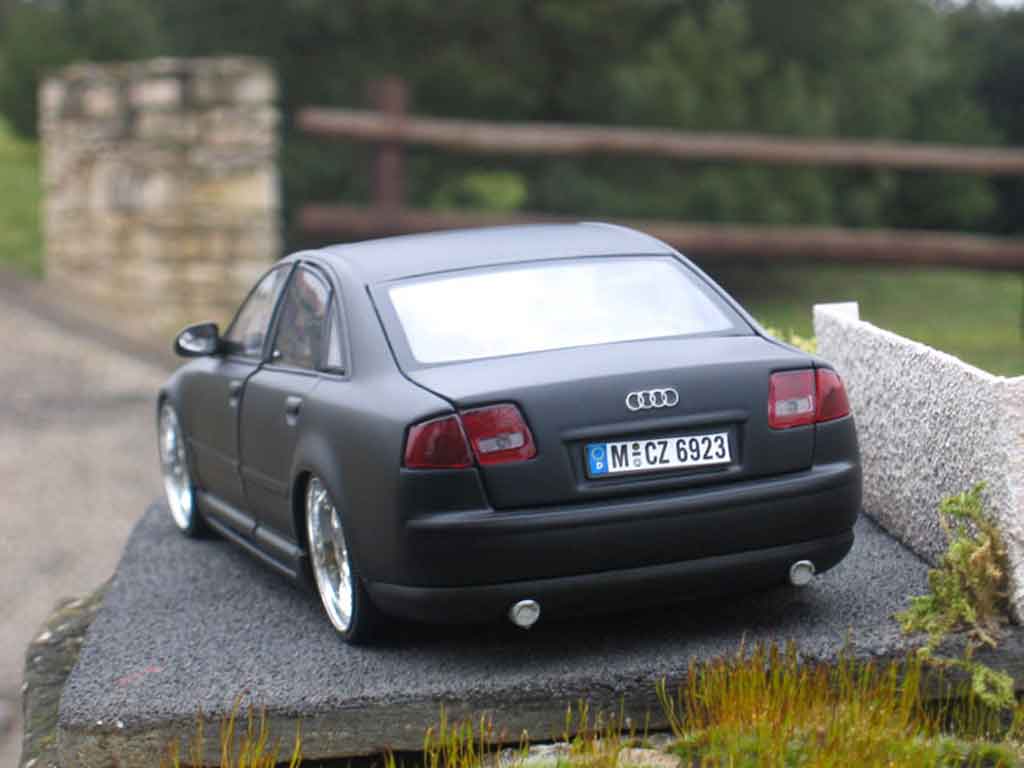 Audi A8 4.2 TDI 1/18 Motormax 4.2 TDI dub