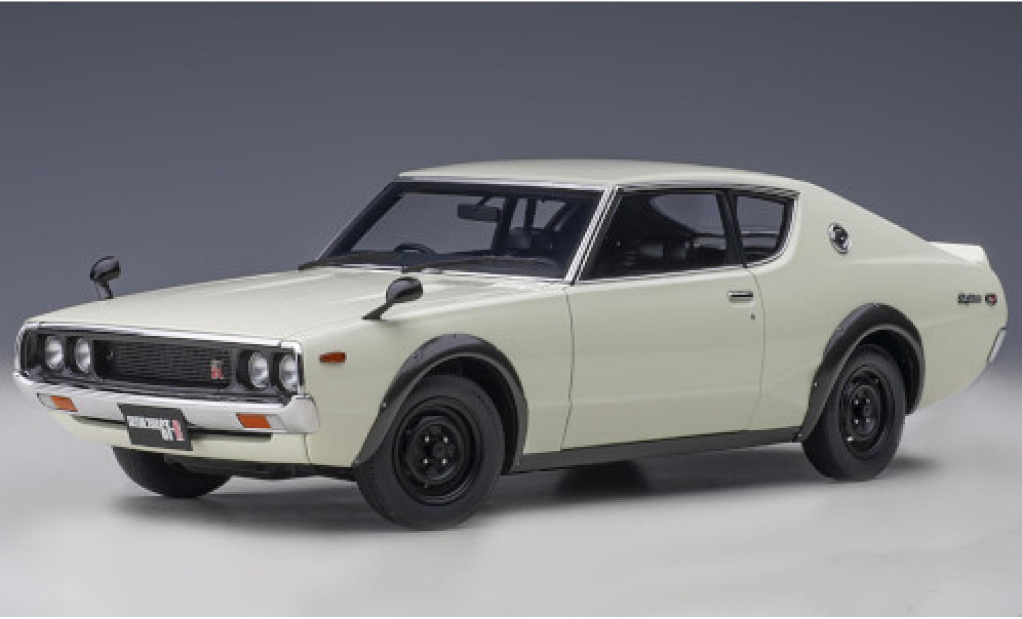 Nissan Skyline 1/18 AUTOart 2000 GT-R (KPGC110) blanche RHD 1973
