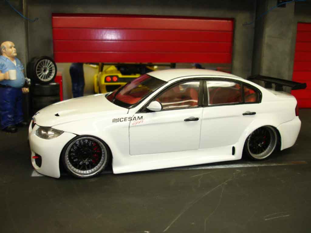 Bmw 330 E90 1/18 Welly jantes bbs preparation route tsw tuning miniature
