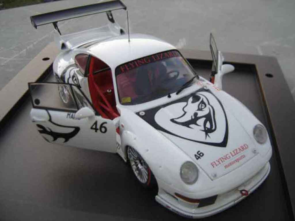 Porsche 993 GT2 1/18 Ut Models evo flying lizard tuning modellautos
