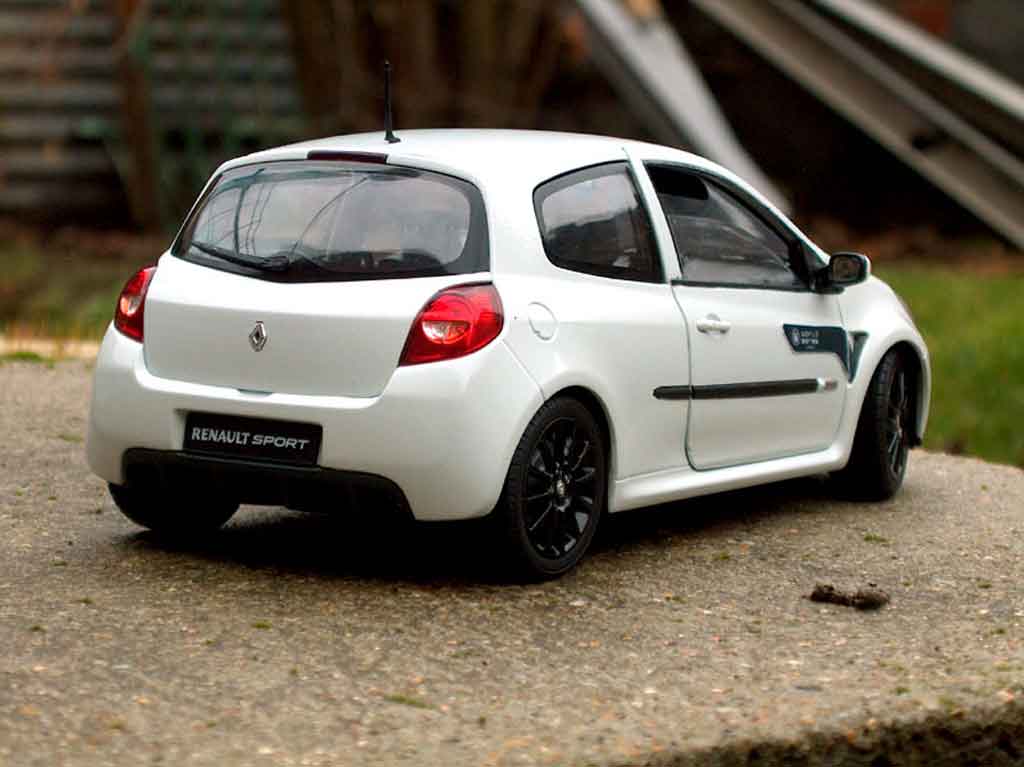 Renault Clio 3 RS 1/18 Solido 3 RS wsr