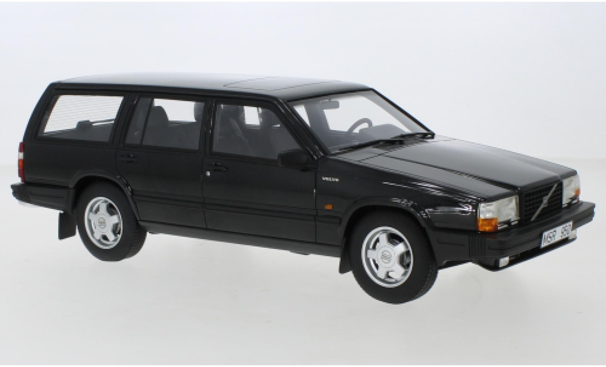 Volvo 740 1/18 Cult Scale Models Turbo Estate metallic-noire 1988
