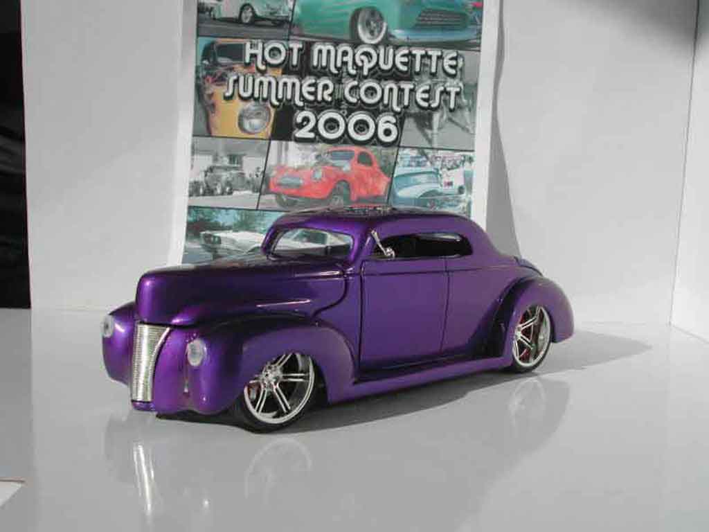 Ford 1940 1/18 Universal Hobbies hot rod