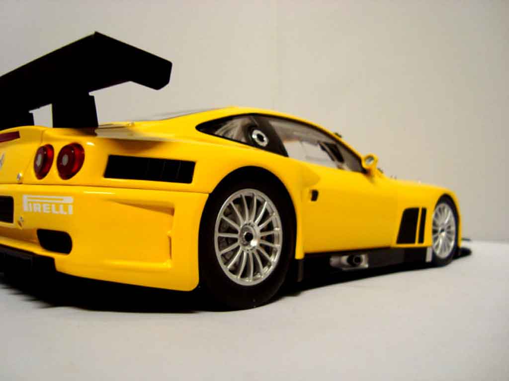 Ferrari 575 GTC 1/18 Kyosho GTC evoluzione 2005 yellow
