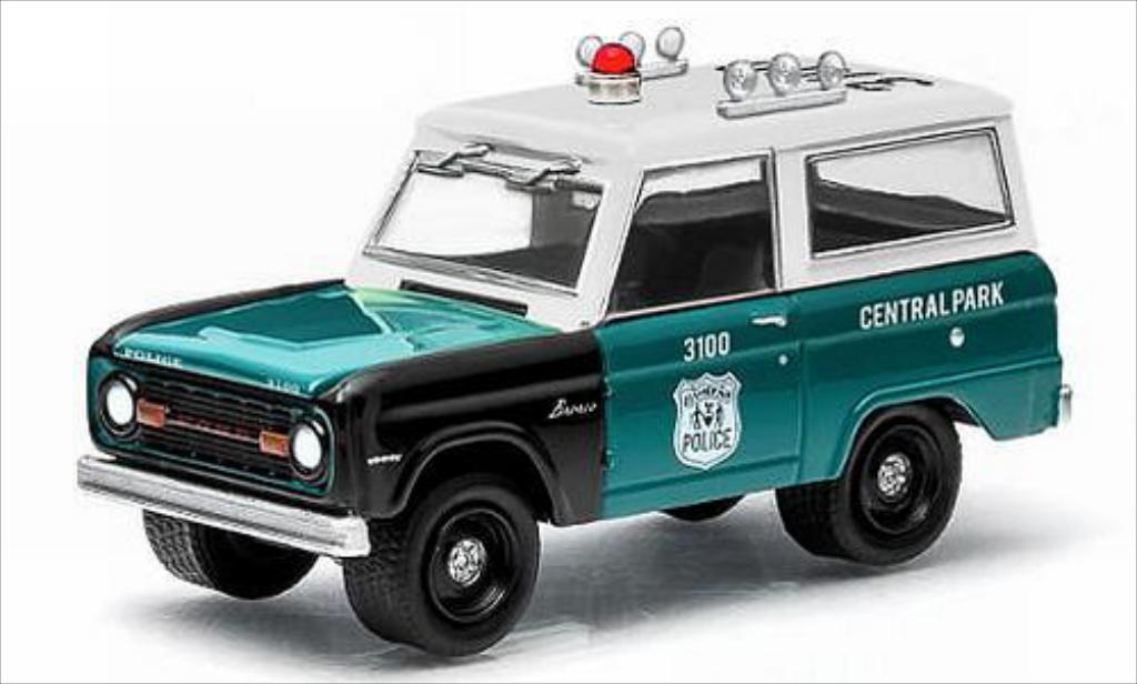 Ford Bronco 1/64 Greenlight NYPD - New York Police Department 1967 diecast model cars