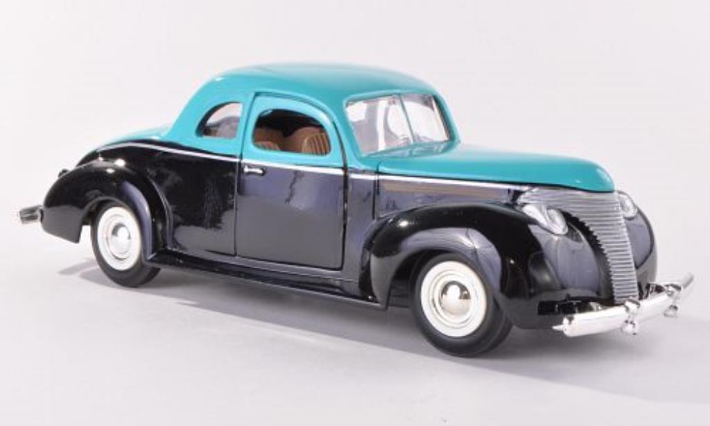 Ford Custom 1/24 Motormax noire/turkis 1949 miniature