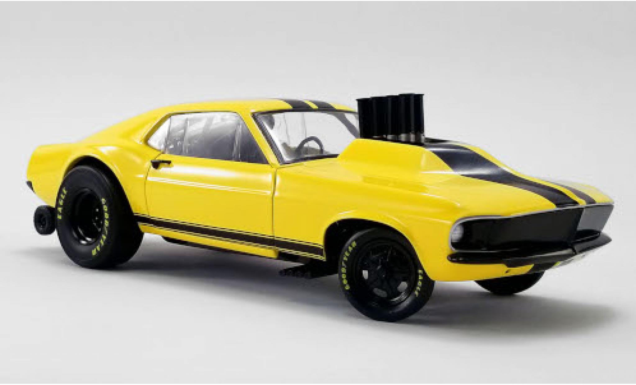 Ford Mustang 1/18 GMP Gasser Stinger yellow/black 1969