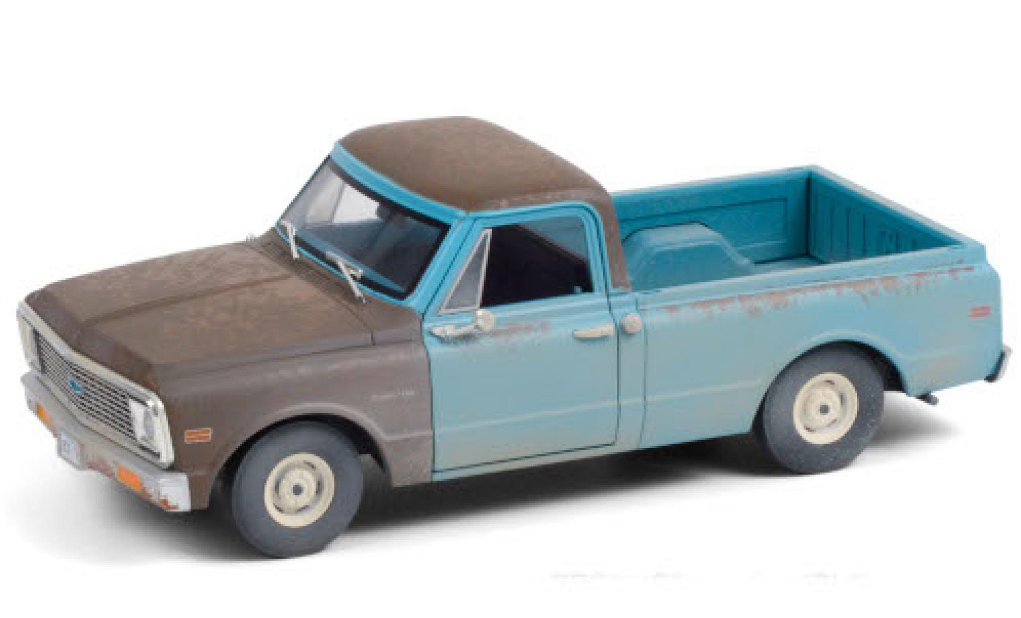 Chevrolet C-10 1/24 Greenlight bleue/dunkelgrise 1971 Independence Day avec traces d