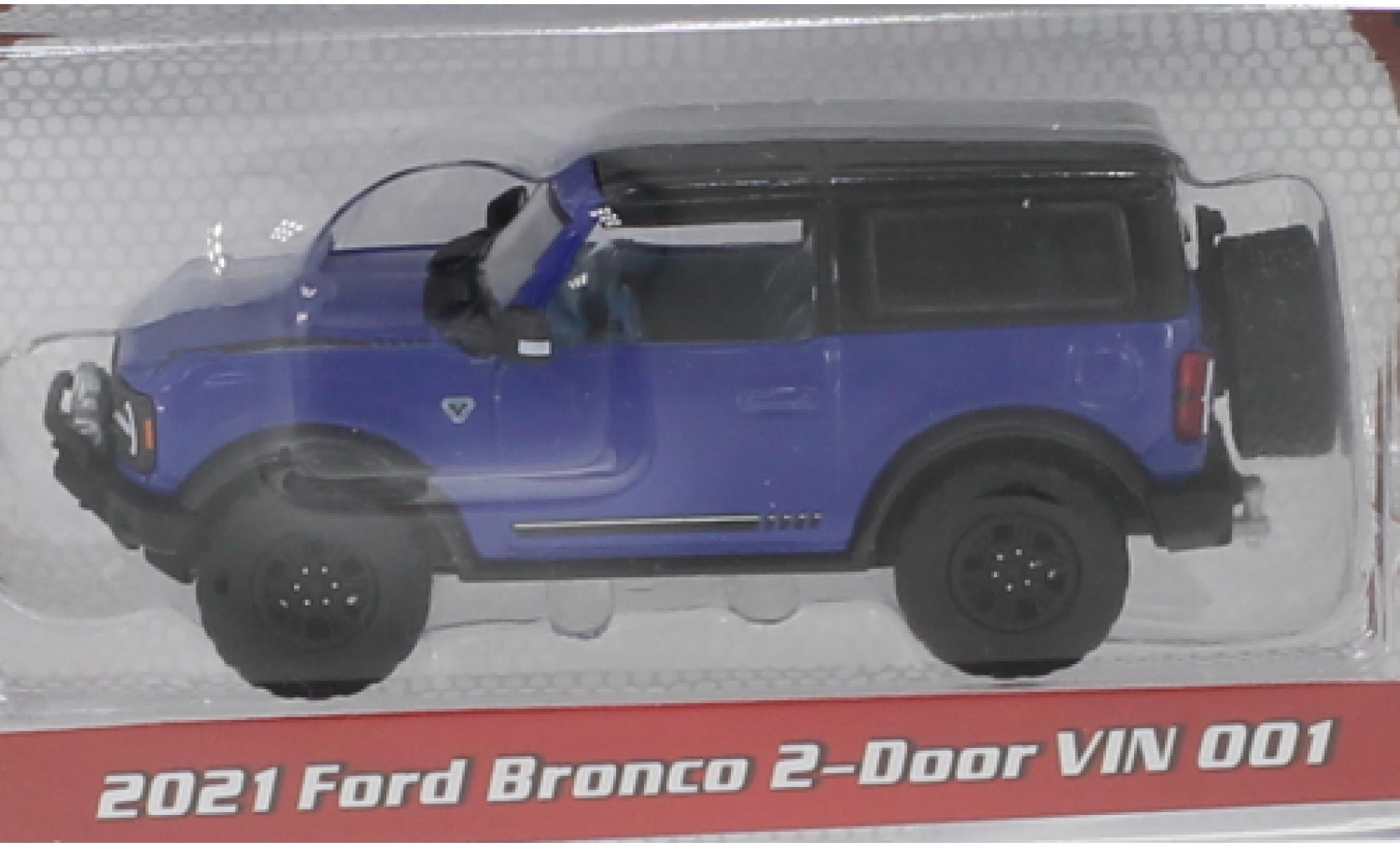 Ford Bronco 1/64 Greenlight blue/black 2021 VIN 001