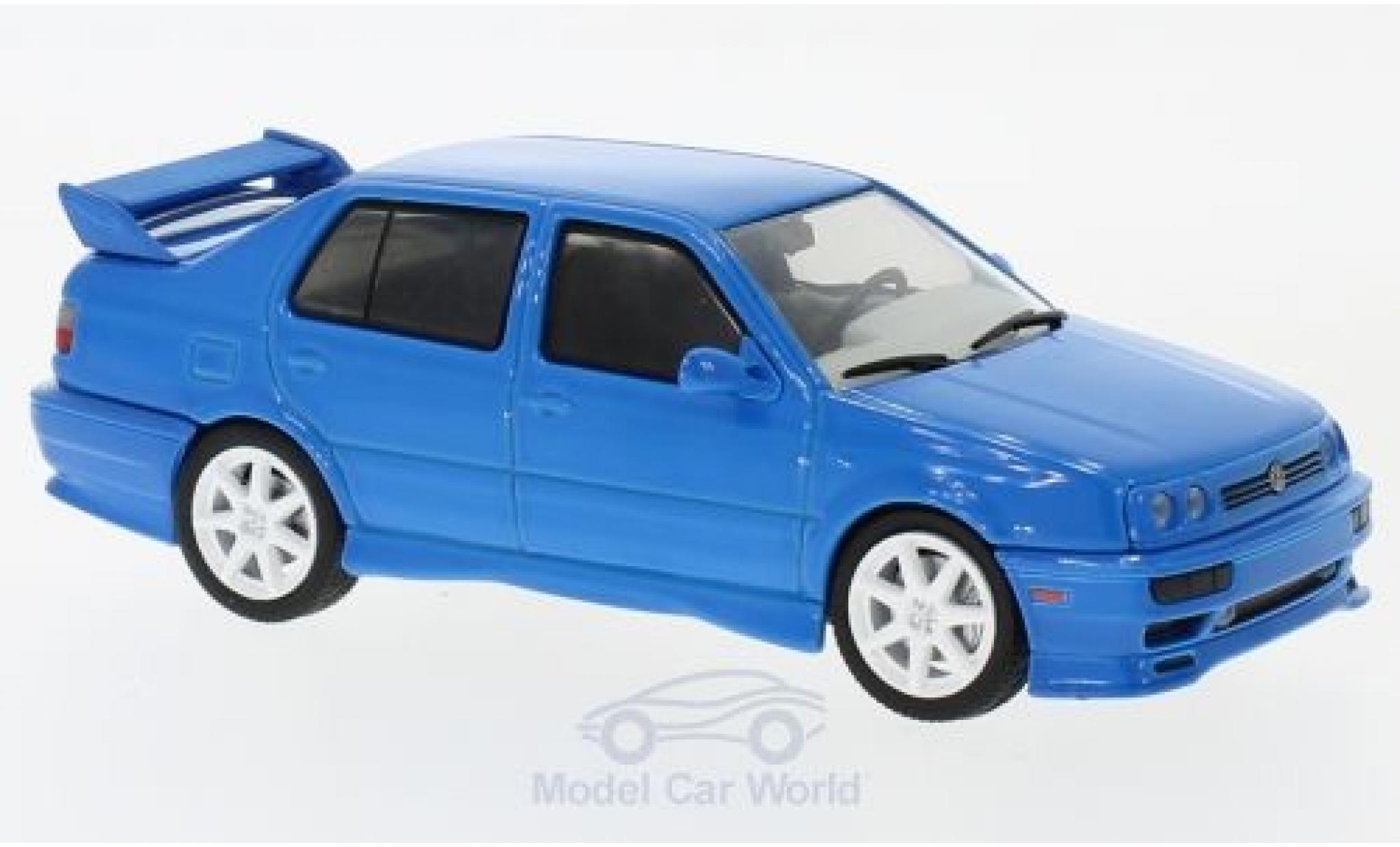 Volkswagen Jetta 1/43 Greenlight A3 bleue 1995