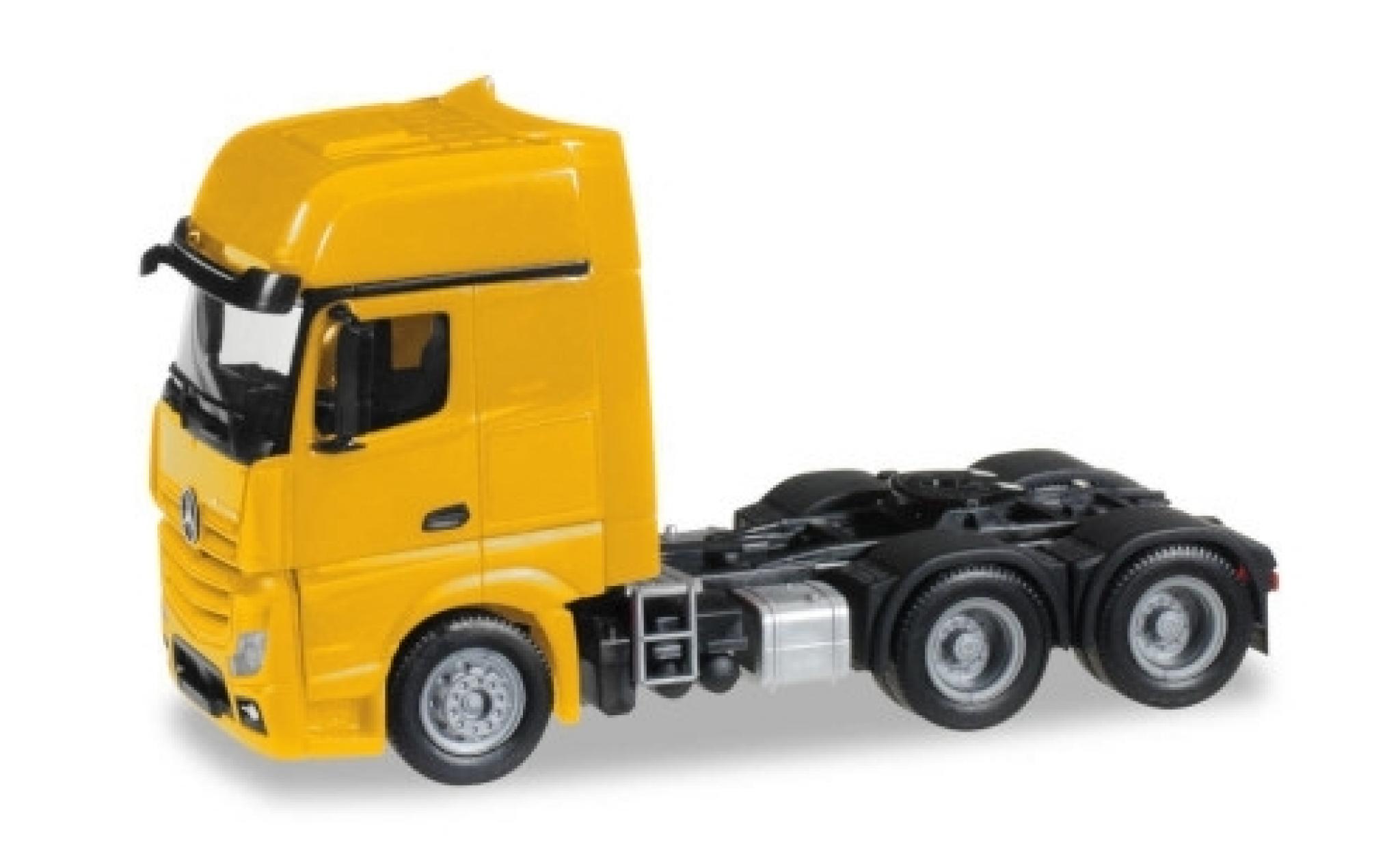 Mercedes Actros 1/87 Herpa Gigaspace 6x4 yellow Solozugmaschine