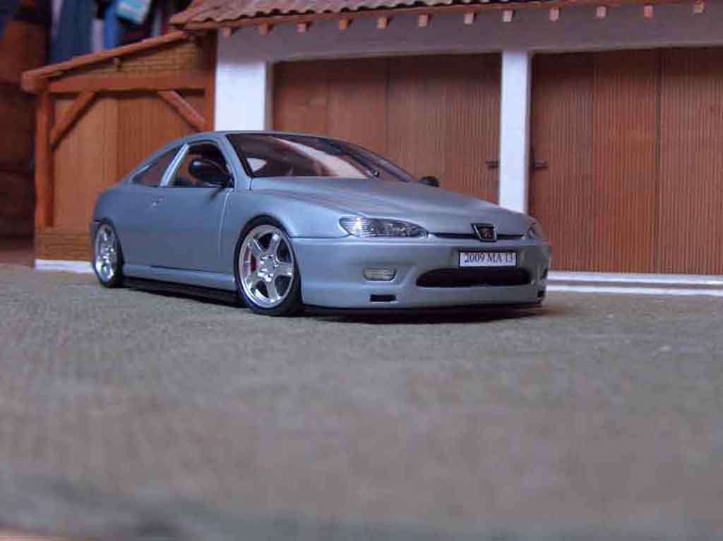 Peugeot 406 1/18 Gate coupe gris metallized