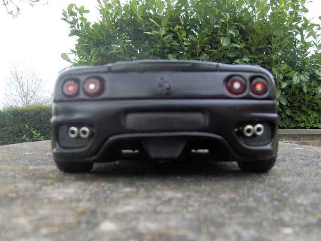Ferrari 360 Modena 1/18 Burago Modena coupe noire