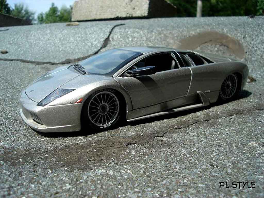Lamborghini Murcielago 1/18 Maisto competizione grey