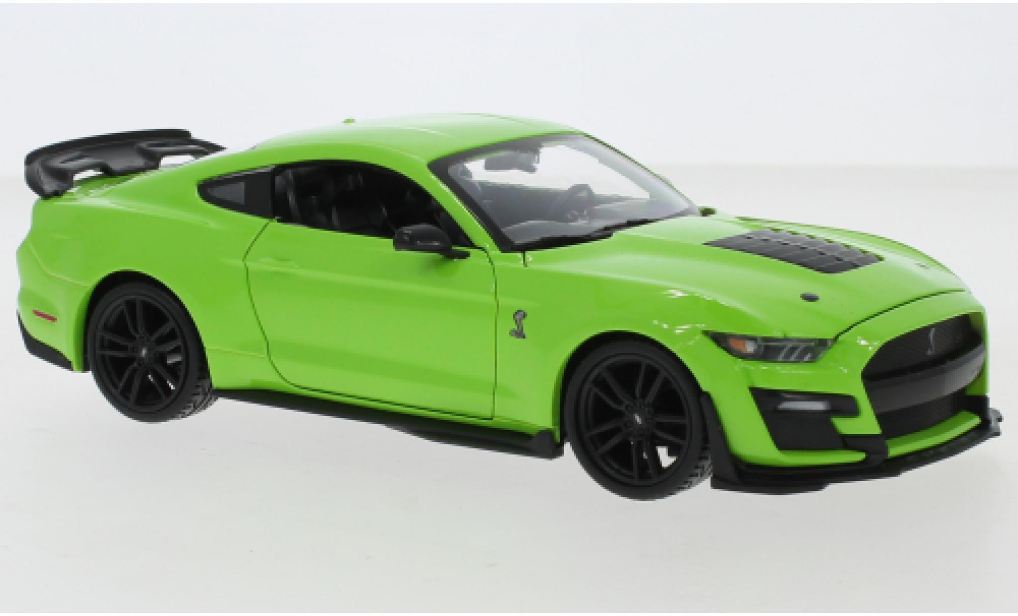 Maquette de Ford mustang 2014 au 1/24ème