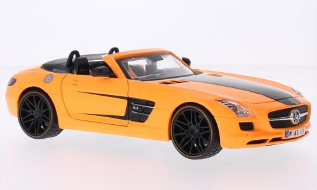 Mercedes SLS 1/24 Maisto AMG Roadster orange/noire miniature